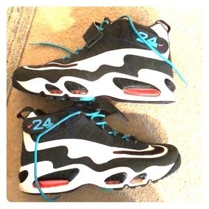 Nike 24’s